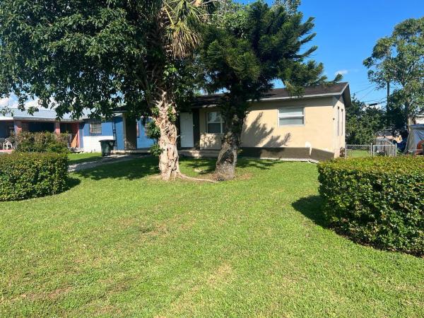 Progressive Park, 573 SW 11th St, Belle Glade, Florida 33430, image 1
