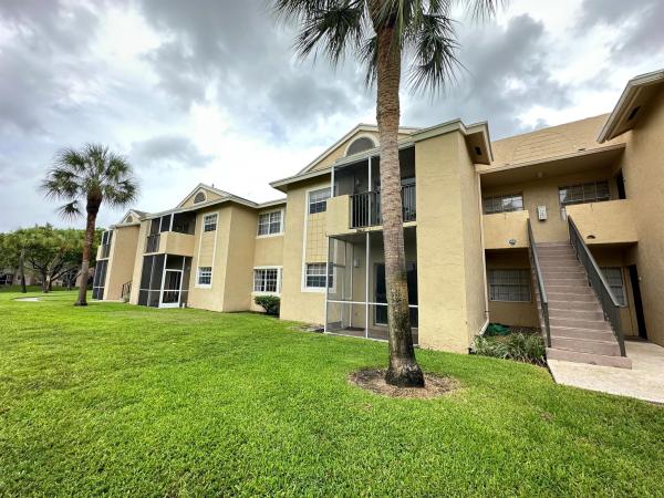 Water's Edge At Deerfield, 800 Cypress Park Way #M1, Deerfield Beach, Florida 33064, image 1