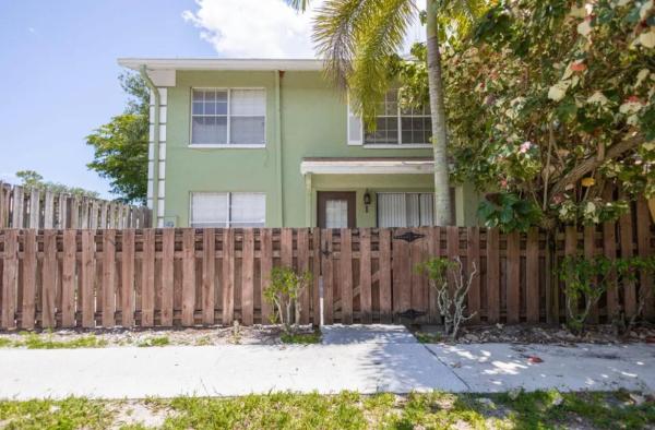 Society Hill Cannongate, 5112 Society Pl #1, West Palm Beach, Florida 33415, image 1