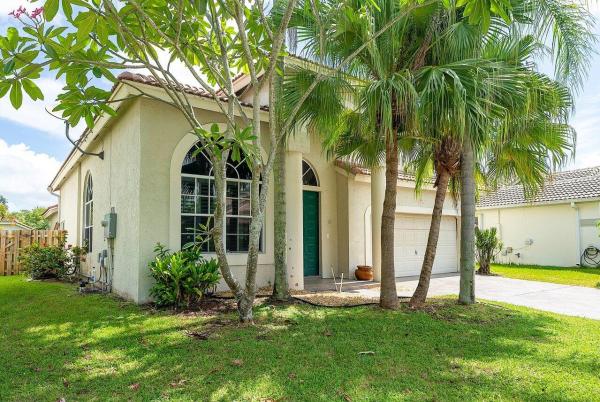 Hidden Lakes At Northtree, 7620 Northtree Club Dr, Lake Worth, Florida 33467, image 1