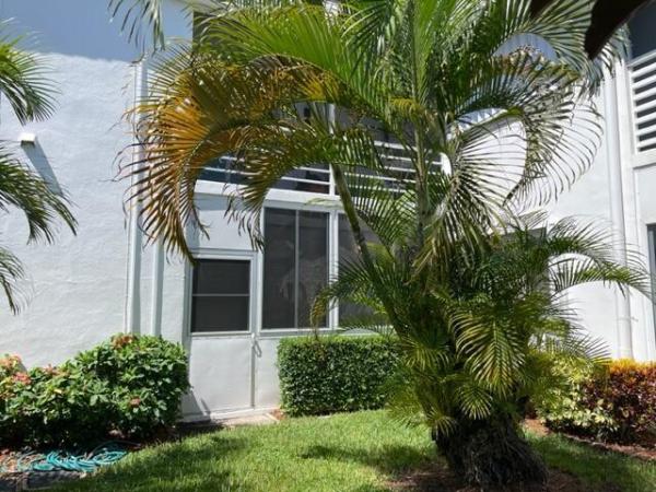 Murry Hills, 3200 Lake Osborne Dr #106, Lake Worth Beach, Florida 33461, image 1