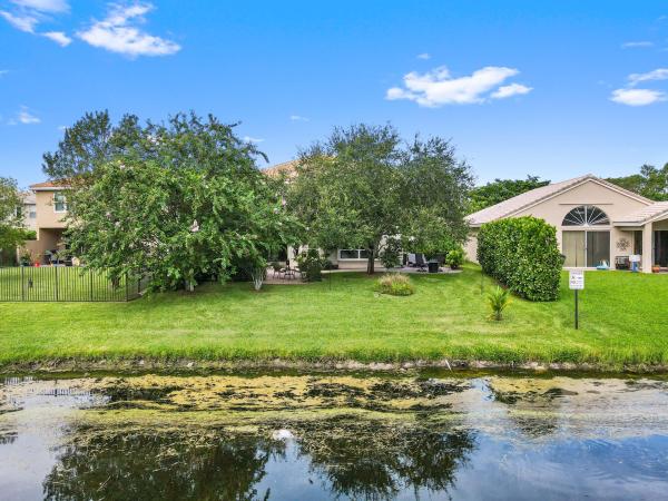 Wellington Shores, 4166 Wellington Shores Dr, Wellington, Florida 33449, image 3