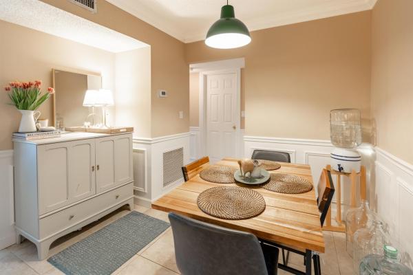 Casa Del Rio, 490 NW 20th St #216, Boca Raton, Florida 33431, image 1
