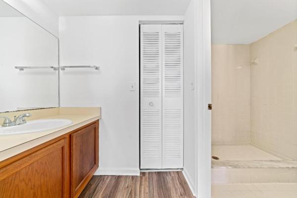 Lake Windwood, 2650 Greenwood Ter #2180, Boca Raton, Florida 33431, image 2