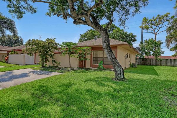 Palm Hill Villas, 4788 Chacha Ct, West Palm Beach, Florida 33415, image 1