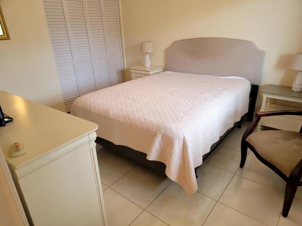 Huntington Pointe, 6241 Pointe Regal Cir #108, Delray Beach, Florida 33484, image 2