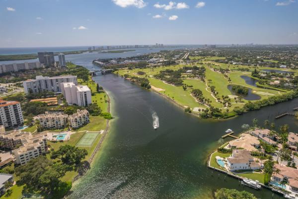 Everglades, 364 Golfview Rd #405, North Palm Beach, Florida 33408, image 1