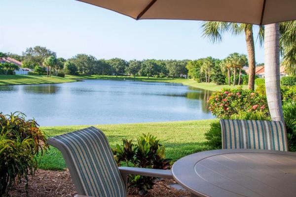 Oaks East, 378 Kelsey Park Dr, Palm Beach Gardens, Florida 33410, image 1