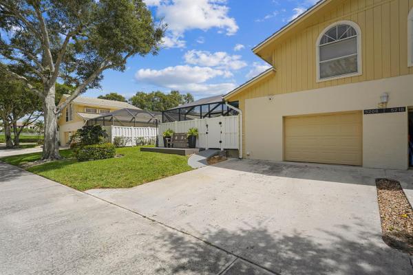 Westwood Lakes, 5206 Woodruff Ln, Palm Beach Gardens, Florida 33418, image 1