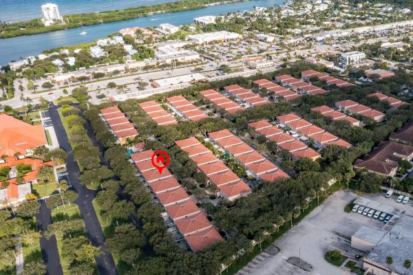Tequesta Oaks, 67 Live Oak Cir, Tequesta, Florida 33469, image 3