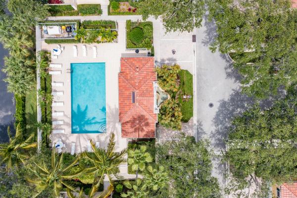 Tequesta Oaks, 67 Live Oak Cir, Tequesta, Florida 33469, image 2