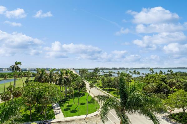 Fleur De Lis, 1 N Golfview Rd #702, Lake Worth Beach, Florida 33460, image 1