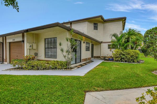 Boca Ridge Glen, 20933 Boca Ridge Dr, Boca Raton, Florida 33428, image 1
