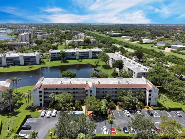 Huntington Lakes 1, 6585 Kensington Ln #103, Delray Beach, Florida 33446, image 1