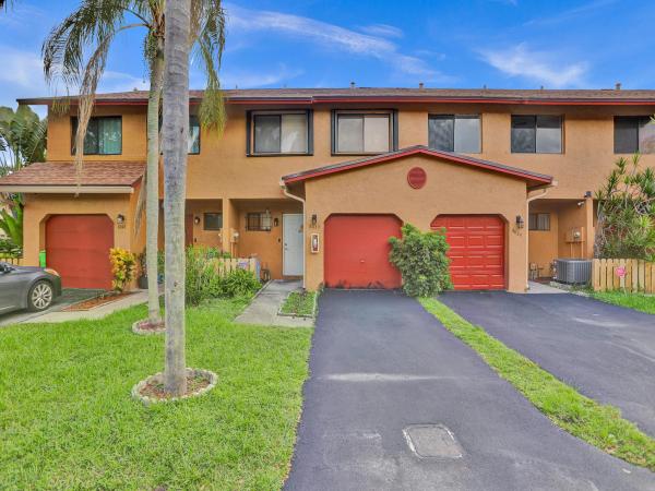 Fairways Of Sunrise, 8033 NW 29th St, Sunrise, Florida 33322, image 1