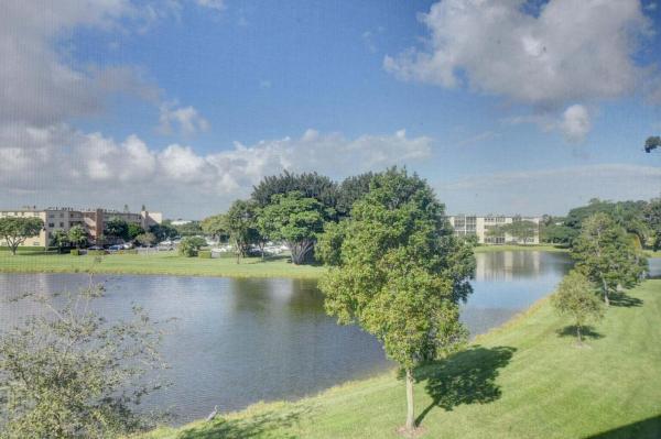Lincoln At Century Village, 3029 Lincoln B, Boca Raton, Florida 33434, image 1