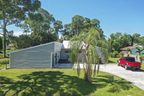 Indian River Estates, 5905 Hickory Dr, Fort Pierce, Florida 34982, image 1