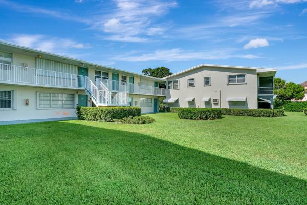 Sterling Village, 880 Horizons W #204, Boynton Beach, Florida 33435, image 3