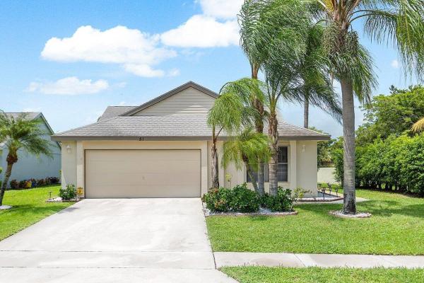 Lakeshore At The Meadows, 51 Misty Meadow Dr, Boynton Beach, Florida 33436, image 1
