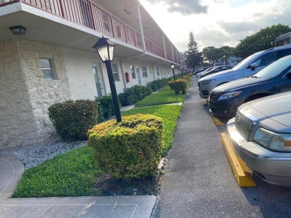 Oxford At Century Village, 114 Oxford 400, West Palm Beach, Florida 33417, image 1