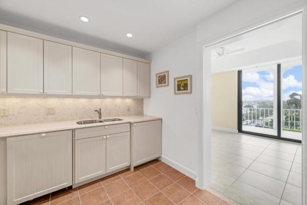 Tower Vallandry Of Ibis Isle, 2150 Ibis Isle Rd #PH-4, Palm Beach, Florida 33480, image 2