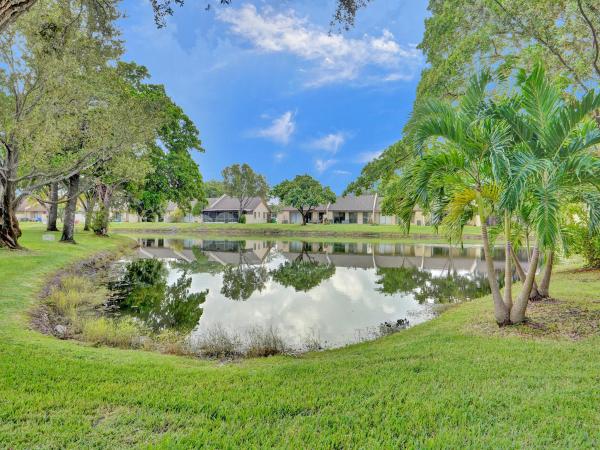 Country Squire Townhomes, 10775 NW 29th Mnr #1, Sunrise, Florida 33322, image 1