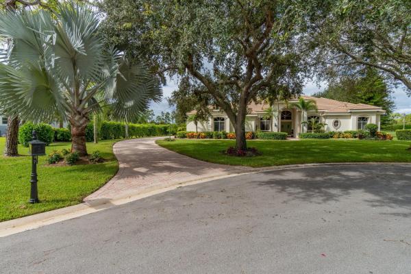 Binks Estates, 727 Pine Club Ln, Wellington, Florida 33414, image 1