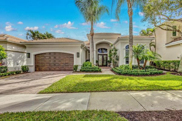 Villa Vizcaya, 328 Vizcaya Dr, Palm Beach Gardens, Florida 33418, image 1