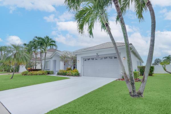 Catalina On The Green, 6268 Floridian Cir, Lake Worth Beach, Florida 33463, image 1