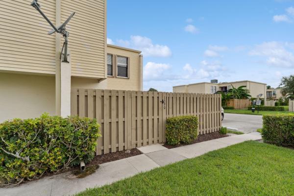 Shakerwood, 1590 Shaker Cir, Wellington, Florida 33414, image 1