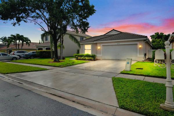 Barton Creek Village, 6276 Barton Creek Cir, Lake Worth Beach, Florida 33463, image 1