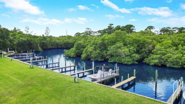 Fisherman's Landing, 913 Riverwood Ln, Jupiter, Florida 33458, image 1