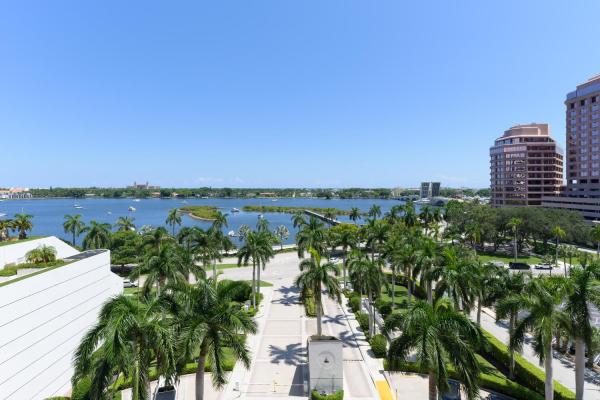 Trump Plaza Of The Palm Beaches, 529 S Flagler Dr #7ef, West Palm Beach, Florida 33401, image 1