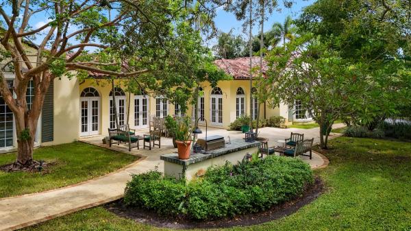 Golf Village, 39 Country Rd, Village Of Golf, Florida 33436, image 1
