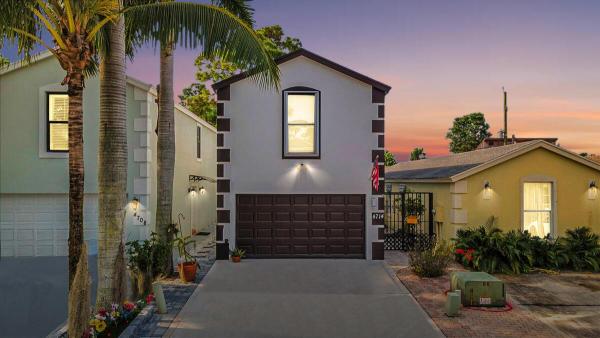Greenland, 4714 Clemens St, Lake Worth Beach, Florida 33463, image 1