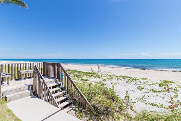 Tres Vidas Of Palm Beach, 2335 S Ocean Blvd #A-3, Palm Beach, Florida 33480, image 1