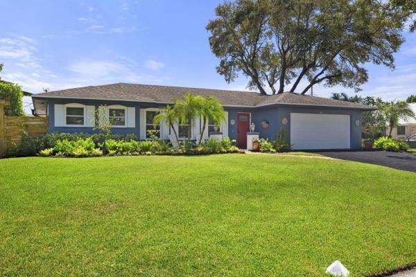 Hunt Club Colony, 11 SE Splitrail Cir, Jupiter, Florida 33469, image 1
