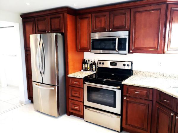 Princeton At Poinciana Place, 3755 Via Poinciana #501, Lake Worth, Florida 33467, image 1