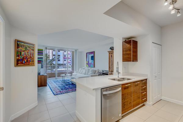 City Palms, 480 Hibiscus St #207, West Palm Beach, Florida 33401, image 1