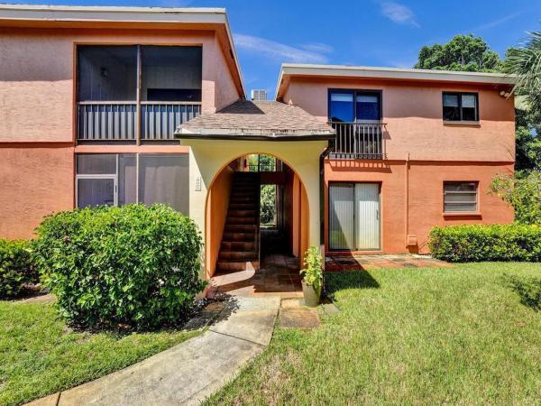 Villa Valencia, 50 SE 12th St #2650, Boca Raton, Florida 33432, image 1