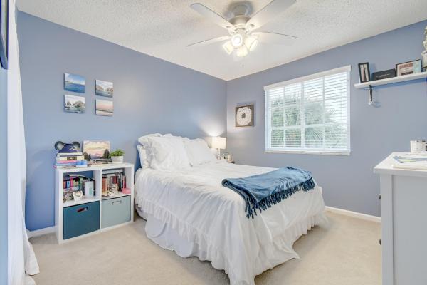 Thoroughbred Lake Estates, 10393 White Pinto Ct, Lake Worth, Florida 33449, image 2