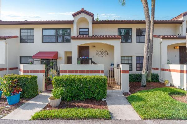 Freedom Square, 408 Freedom Ct, Deerfield Beach, Florida 33442, image 1