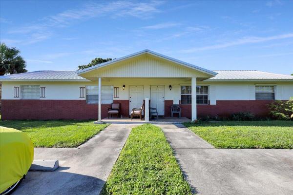 San Lucie Plaza, 2317 Saint Lucie Blvd, Fort Pierce, Florida 34946, image 1