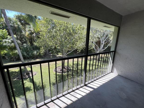 Sabal Ridge, 1601 Sabal Ridge Cir #F, Palm Beach Gardens, Florida 33418, image 2