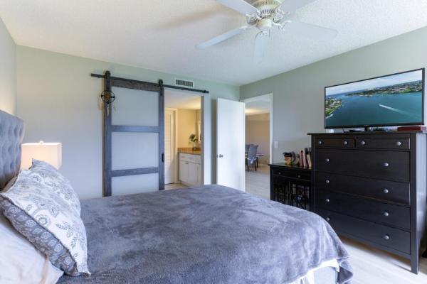 Marina Bay, 1030 Us Highway 1 #202, North Palm Beach, Florida 33408, image 1