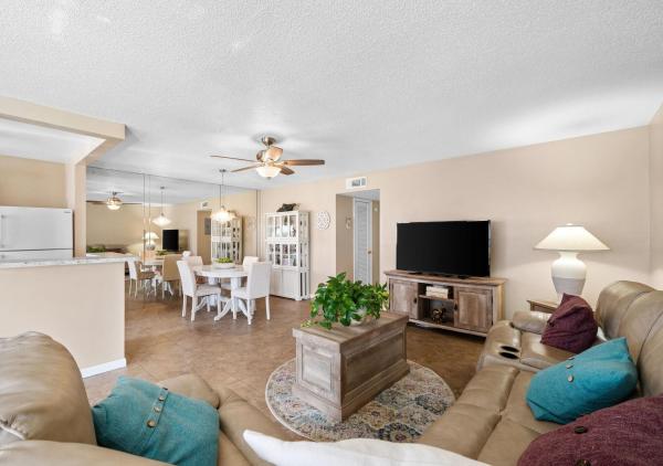 Pine Point Villas, 211 Bayview Ave #C, Boynton Beach, Florida 33435, image 1