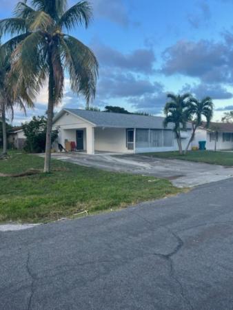Laurel Hills, 920 NW 10th Ave, Boynton Beach, Florida 33426, image 1