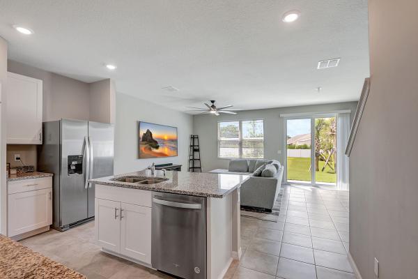Fontana, 3530 Joshua Tree St, Palm Springs, Florida 33461, image 3