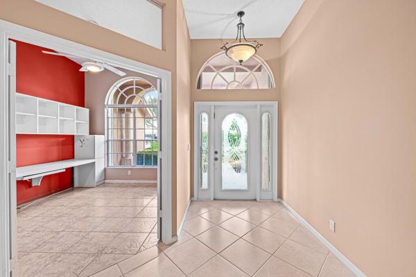 Turnbury Village, 6108 Royal Birkdale Dr, Lake Worth Beach, Florida 33463, image 1