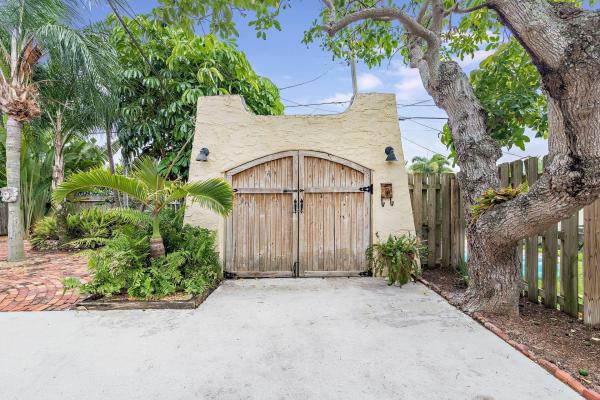 Belair, 334 Plymouth Rd, West Palm Beach, Florida 33405, image 2